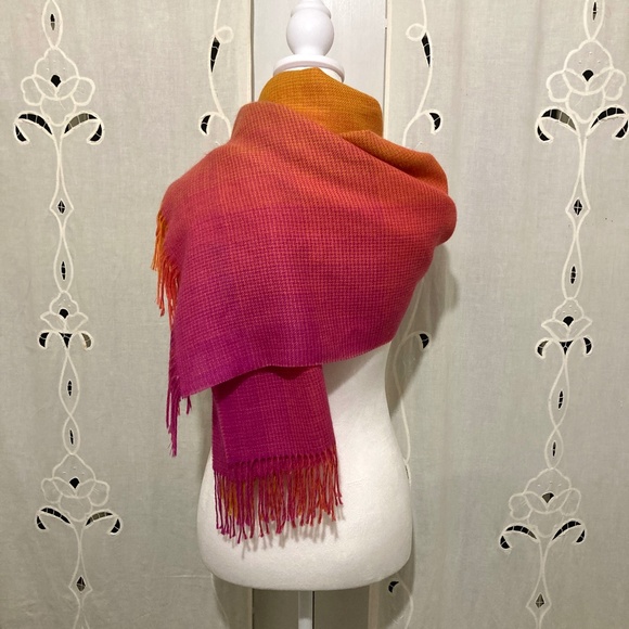 Gorgeous Baby Alpaca Wrap, Made in Peru, Pink and Orange, Rare - Picture 2 of 16